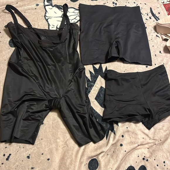 Women’s shapewear bundle L-XL all for one $ - Picture 2 of 4